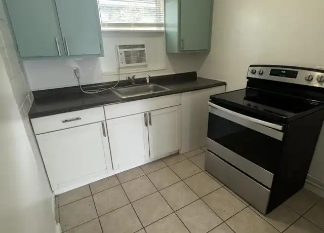 Property at 2955 Ernest St, Jacksonville, FL, 32205, 2 beds, 1 bath, [object Object]