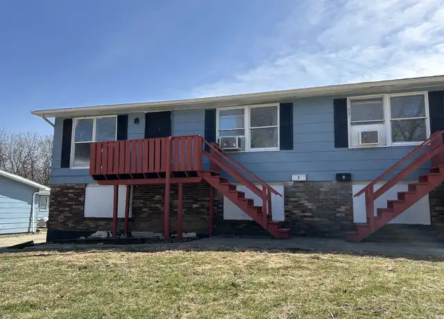 Property at 1420 Cleveland Ave Unit D, Danville, IL, 61832, 2 beds, 1 bath, [object Object]