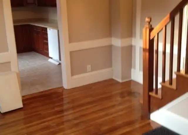 Property at 77 S Central Ave Unit A, Quincy, MA, 02170, 2 beds, 1 bath, [object Object]