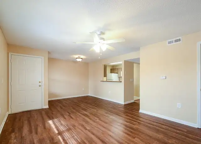 Property at Rohan Ridge Apartments - 4641 W 6th St, Lawrence, KS, 66049, 3 beds, 2 baths, [object Object]