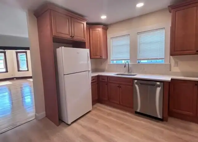 Property at 34 Stellman Rd Unit 3, Boston, MA, 02131, 3 beds, 1 bath, [object Object]