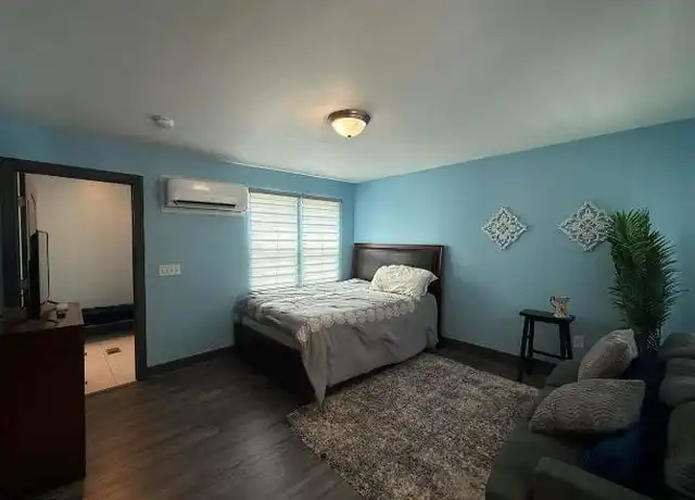 Property at 133 W 6th St, Jacksonville, FL, 32206, 1 bed, 1 bath, [object Object]