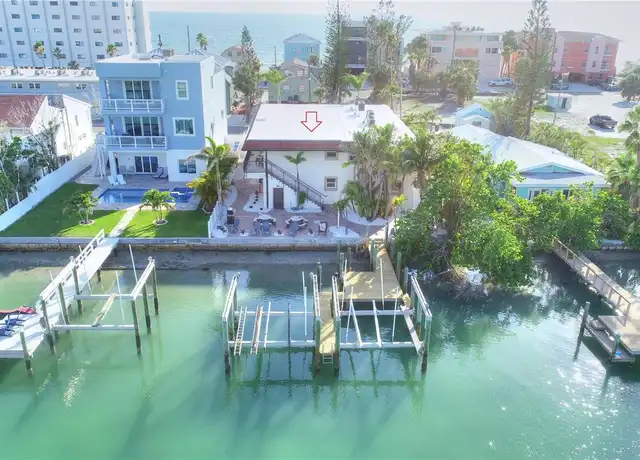 Property at 8535 Blind Pass Dr Unit 204, Treasure Island, FL, 33706, 1 bed, 1 bath, [object Object]