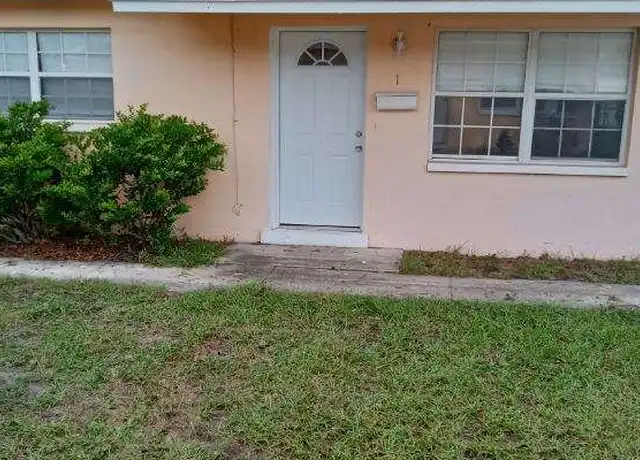 Property at 819 13th Ave NW Unit 1, Largo, FL, 33770, 2 beds, 1 bath, [object Object]