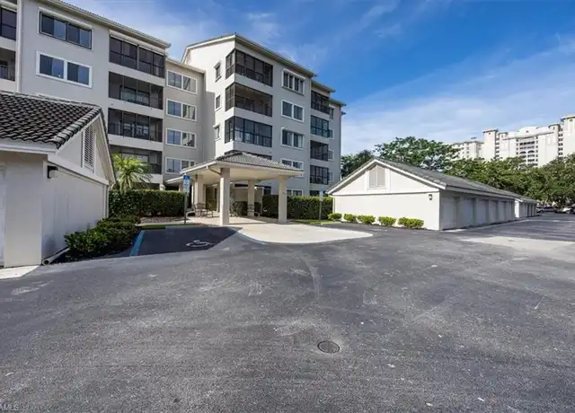 Property at 900 Arbor Lake Dr Unit 9-307, Naples, FL, 34110, 1 bed, 1 bath, [object Object]