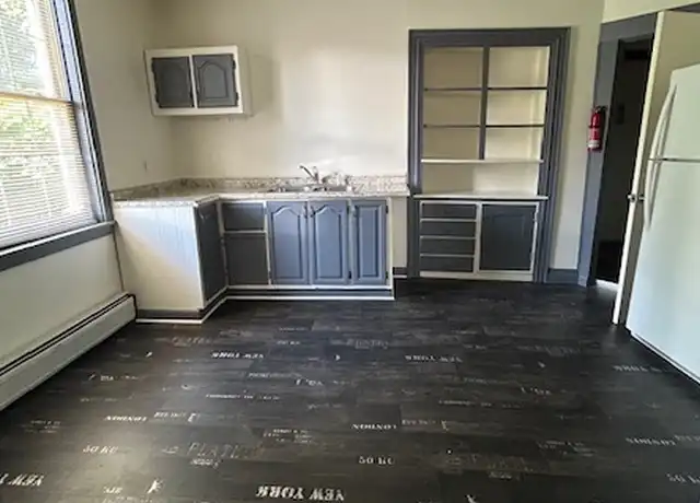 Property at 73 1st St Unit 1, Bangor, ME, 04401, 1 bed, 1 bath, [object Object]