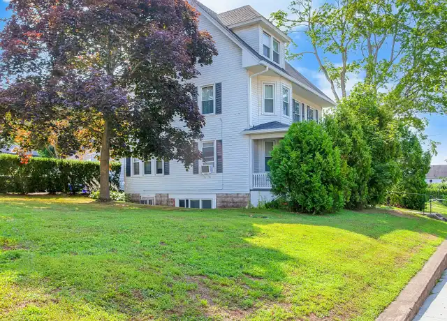 Property at 81 Church St Unit 3rd fl, Branford, CT, 06405, 1 bed, 1 bath, [object Object]
