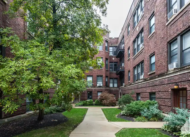 Property at 1050 W Catalpa Ave #3, Chicago, IL, 60640, 2 beds, 1 bath, [object Object]