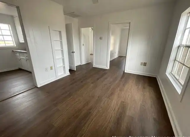 Property at 102 N 11th St Unit b, Canyon, TX, 79015, 2 beds, 1 bath, [object Object]