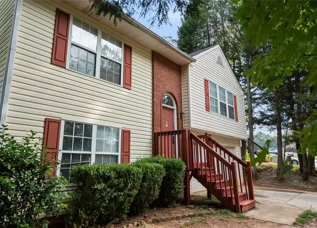 Property at 2394 Mills Bnd, Decatur, GA, 30034, 3 beds, 2 baths, [object Object]