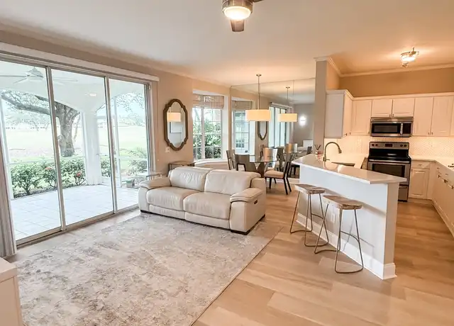 Property at 89 Silver Oaks Cir Unit 5-103, Naples, FL, 34119, 2 beds, 2 baths, [object Object]