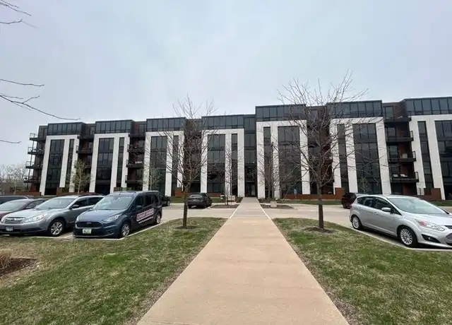 Property at 1 University Way #303, Iowa City, IA, 52246, 2 beds, 2 baths, [object Object]
