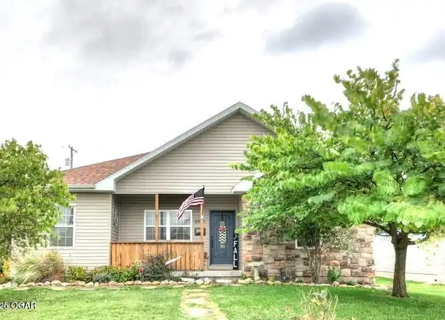 Property at 2301 S Joplin Ave, Joplin, MO, 64804, 3 beds, 2 baths, [object Object]