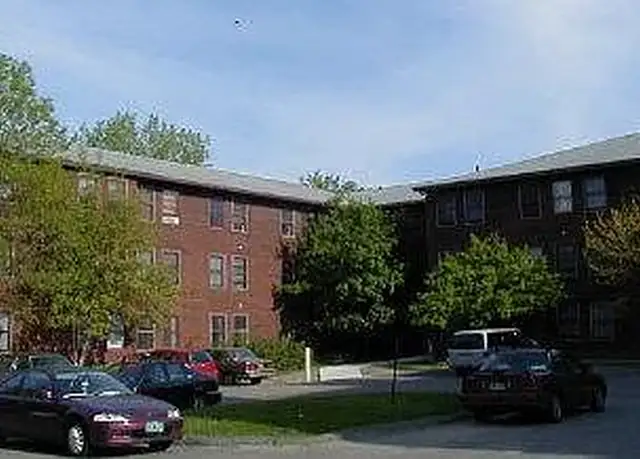 Photo of 817 Pine St, Burlington, VT 05401