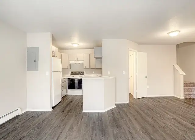 Photo of 1244 Hunter Ct, Longmont, CO 80501