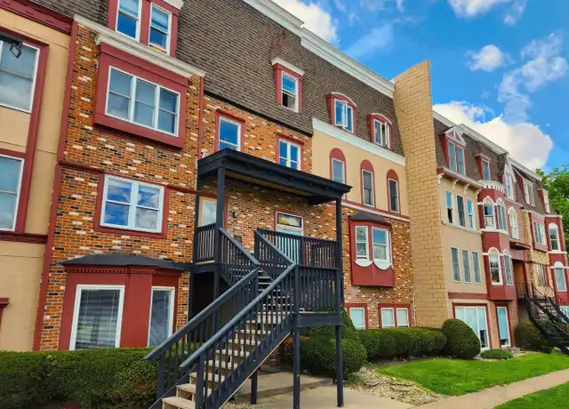 Property at 1408 6th St, Charleston, IL, 61920, 0 beds, 1 bath, [object Object]