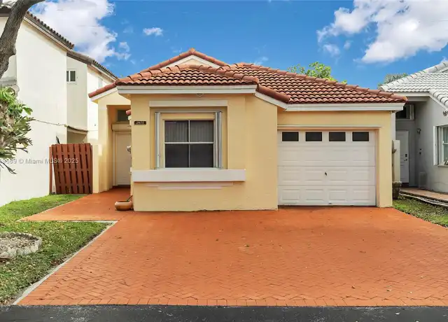 Property at 11473 SW 72nd Ter, Miami, FL, 33173, 3 beds, 2 baths, [object Object]