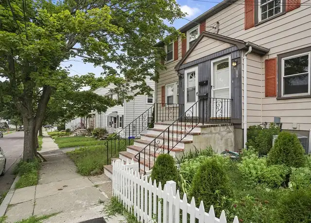 Property at 37 Regent Rd Unit 37, Malden, MA, 02148, 2 beds, 1 bath, [object Object]