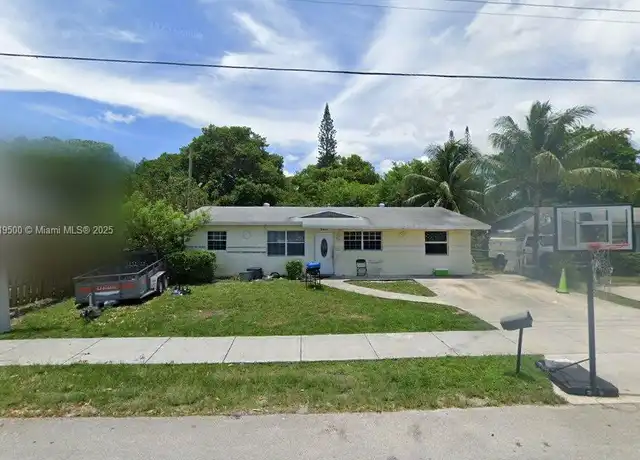 Property at 2311 NW 27th Ave Unit N/A, Fort Lauderdale, FL, 33311, 4 beds, 2 baths, [object Object]