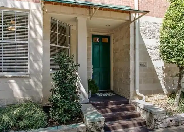Property at 2331 Worthington St, Dallas, TX, 75204, 3 beds, 3.5 baths, [object Object]