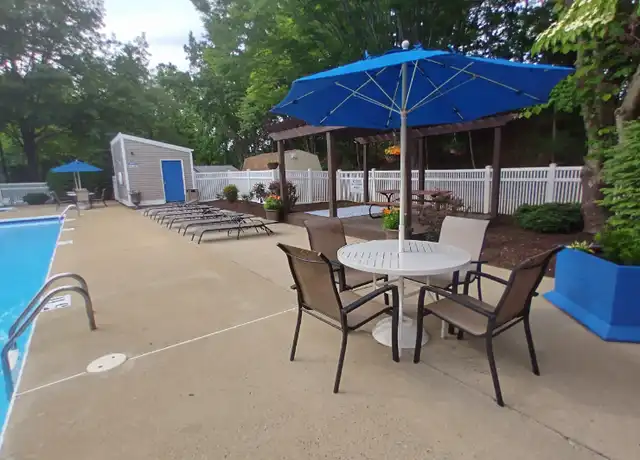 Property at 600 Reusens Rd Unit I100, Lynchburg, VA, 24503, 1 bed, 1 bath, [object Object]