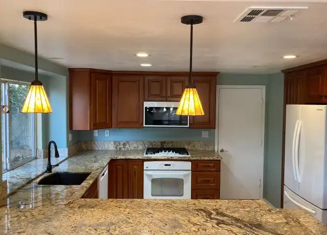 Property at 2607 Cabrillo Pl, Carlsbad, CA, 92008, 3 beds, 2.5 baths, [object Object]