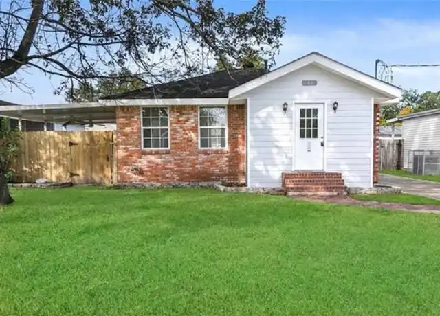 Property at 32 Old Hickory St, Chalmette, LA, 70043, 4 beds, 2 baths, [object Object]