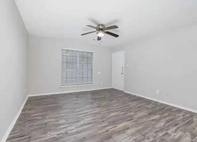 Property at Vistas on the Park - 1002 S Edmonds Ln, Lewisville, TX, 75067, 1 bed, 1 bath, [object Object]