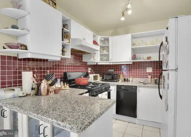 Property at 1905 Rodman St, Philadelphia, PA, 19146, 2 beds, 1 bath, [object Object]