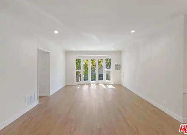 Property at 1248 N Crescent Heights Blvd Unit 3, West Hollywood, CA, 90046, 3 beds, 2 baths, [object Object]