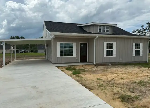 Property at 61 Wilson St, Hazlehurst, GA, 31539, 3 beds, 2 baths, [object Object]