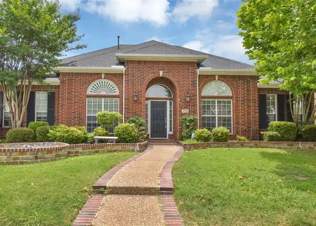 Property at 2704 Oakland Hills Dr, Plano, TX, 75025, 4 beds, 3 baths, [object Object]