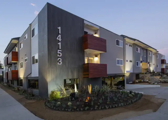 Property at 14153 Victory Blvd Unit 105, Van Nuys, CA, 91401, 1 bed, 1 bath, [object Object]
