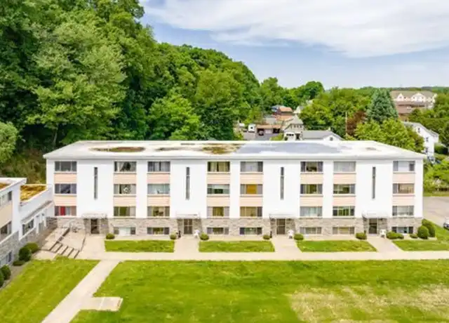 Property at 1163 Elm St Unit 3L, West Springfield, MA, 01089, 1 bed, 1 bath, [object Object]