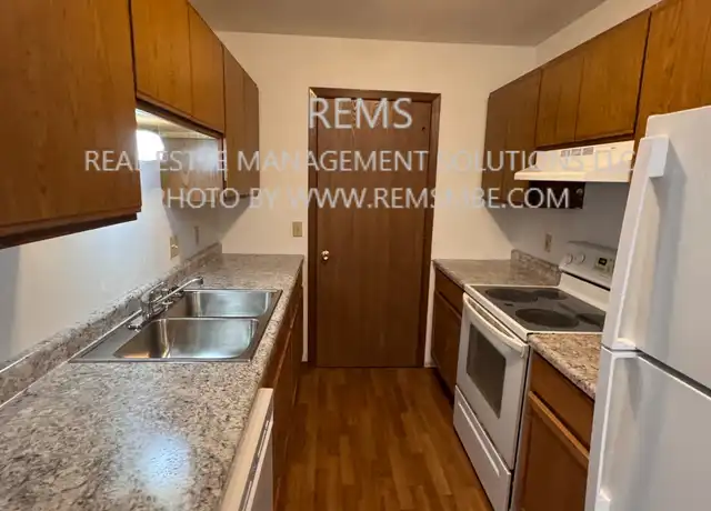 Property at 554 E Slifer St Unit 3, Portage, WI, 53901, 2 beds, 1 bath, [object Object]