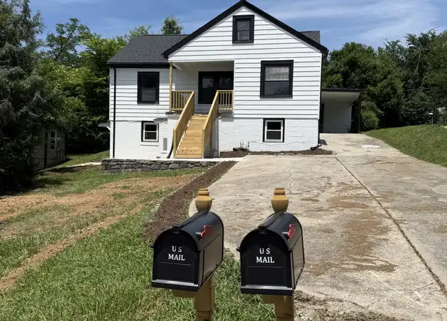Property at 115 Locust Ln Unit 1, Danville, VA, 24540, 3 beds, 2 baths, [object Object]