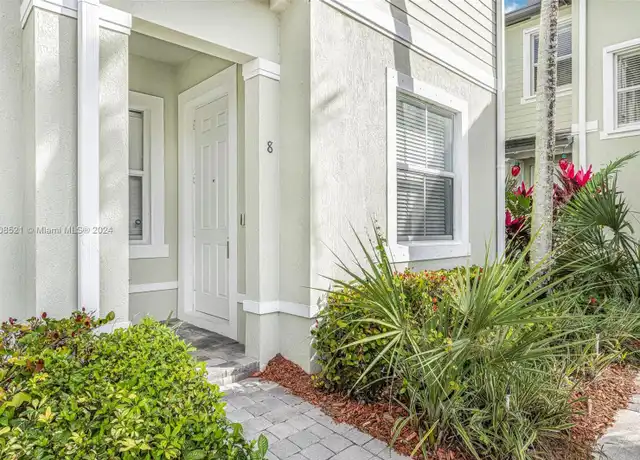 Property at 2853 SE 1st Dr, Homestead, FL, 33033, 3 beds, 3 baths, [object Object]