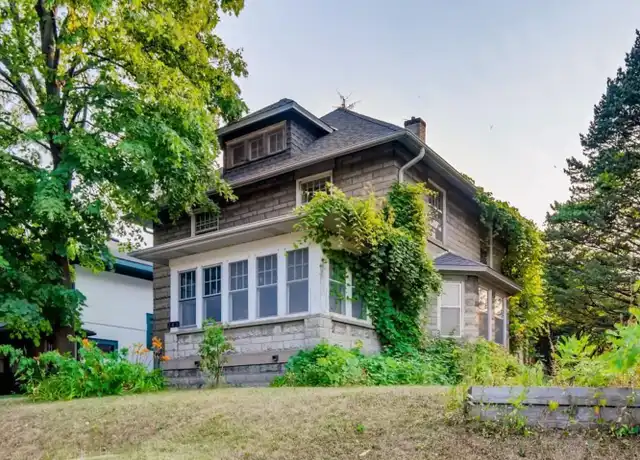 Property at 245 Hamline Ave S, Saint Paul, MN, 55105, 5 beds, 1 bath, [object Object]