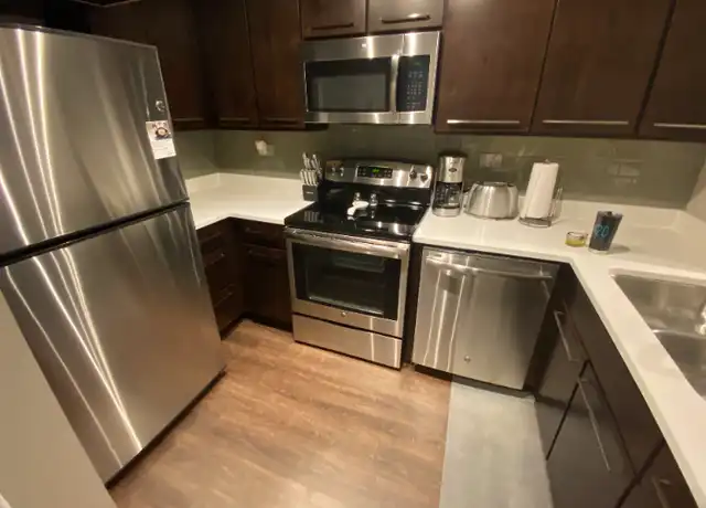 Property at 330 N Jefferson St Unit 28E, Chicago, IL, 60661, 1 bed, 1 bath, [object Object]