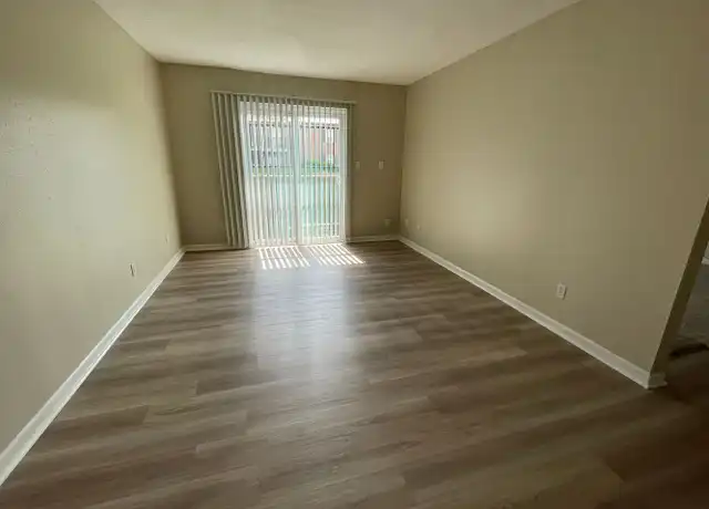 Property at 5907 Reeds Rd, Mission, KS, 66202, 1 bed, 1 bath, [object Object]