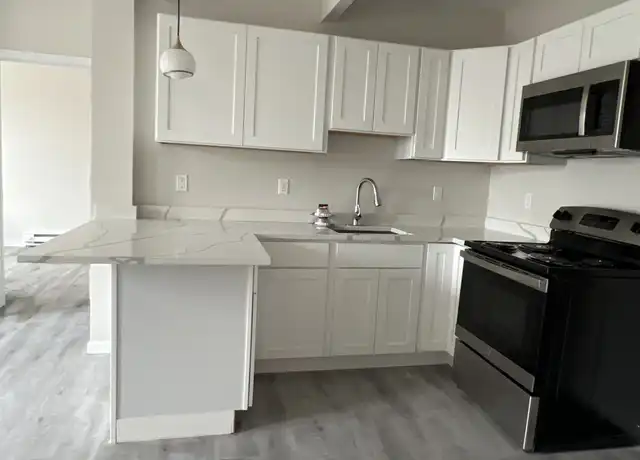 Property at 27 W Main St Unit 8, New Britain, CT, 06051, 1 bed, 1 bath, [object Object]