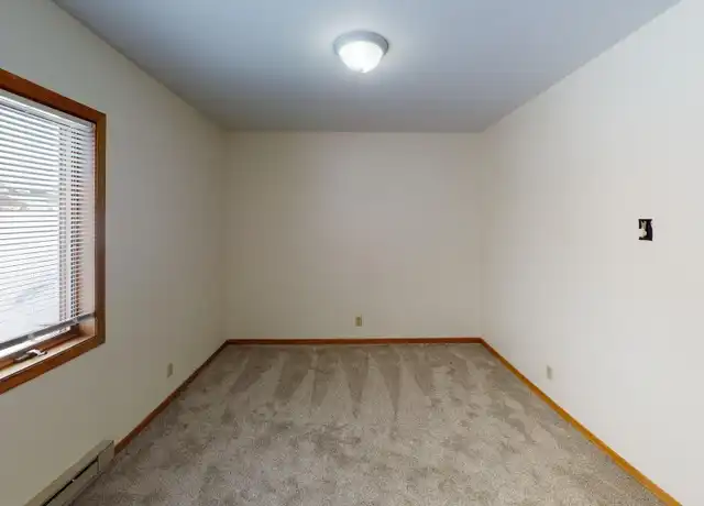 Property at Westover Park Apartments - Amy Ln, Eau Claire, WI, 54701, 2 beds, 1.5 baths, [object Object]
