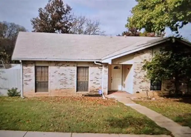 Property at 4205 Avon Ct, Flower Mound, TX, 75028, 4 beds, 2 baths, [object Object]