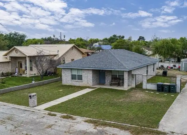 Property at 117 Mercedez Dr, Del Rio, TX, 78840, 3 beds, 2 baths, [object Object]