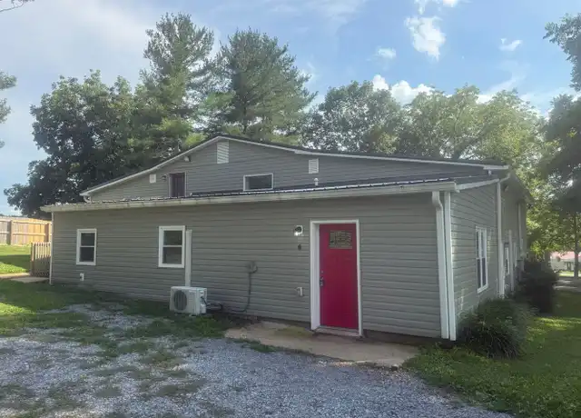 Property at 320 Woodfield Rd Apt 6, Greeneville, TN, 37743, 1 bed, 1 bath, [object Object]
