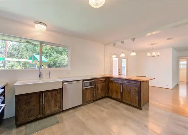 Property at 4538 Warm Springs Rd, Houston, TX, 77035, 4 beds, 1.5 baths, [object Object]