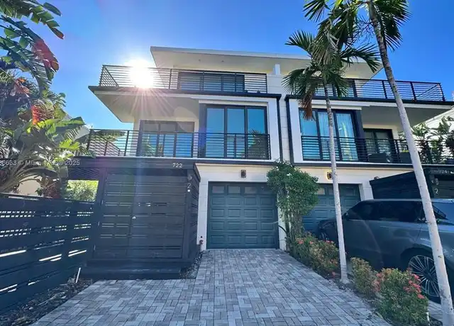 Property at 727 NE 15th Ave, Fort Lauderdale, FL, 33304, 4 beds, 4 baths, [object Object]