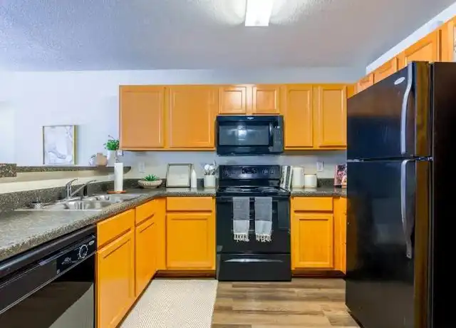 Property at 100 Breckenridge Dr, Hattiesburg, MS, 39402, 3 beds, 2 baths, [object Object]