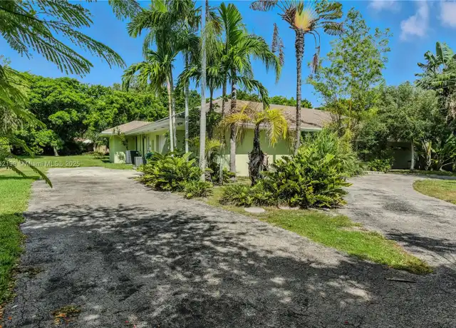 Property at 17900 SW 77th Ave, Palmetto Bay, FL, 33157, 4 beds, 4 baths, [object Object]