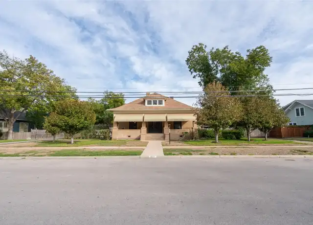 Property at 1605 S Main St, Georgetown, TX, 78626, 3 beds, 2.5 baths, [object Object]